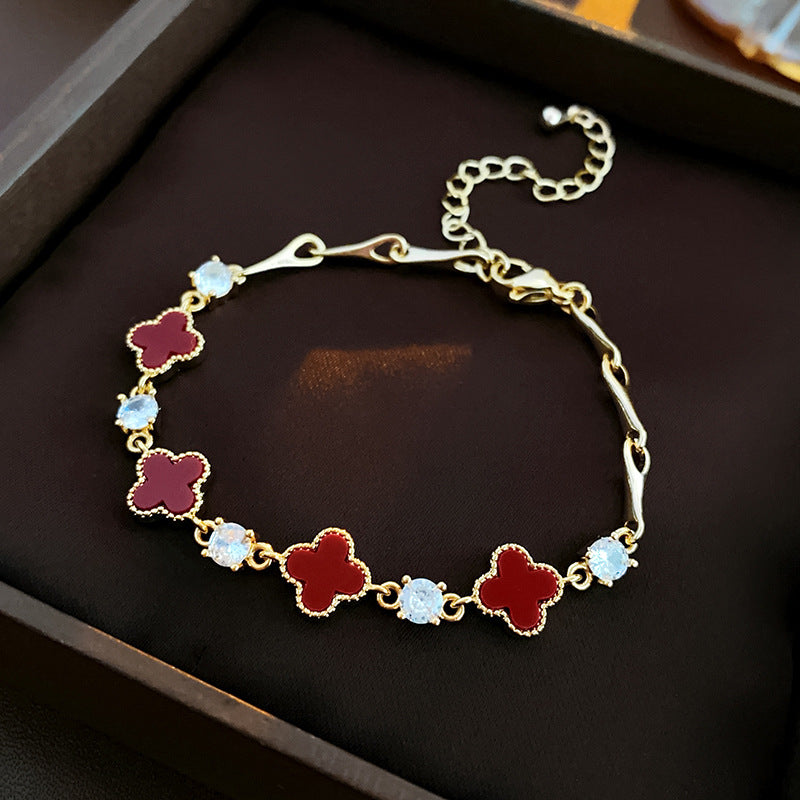 Clair de Fleur Clover Bracelet Collection