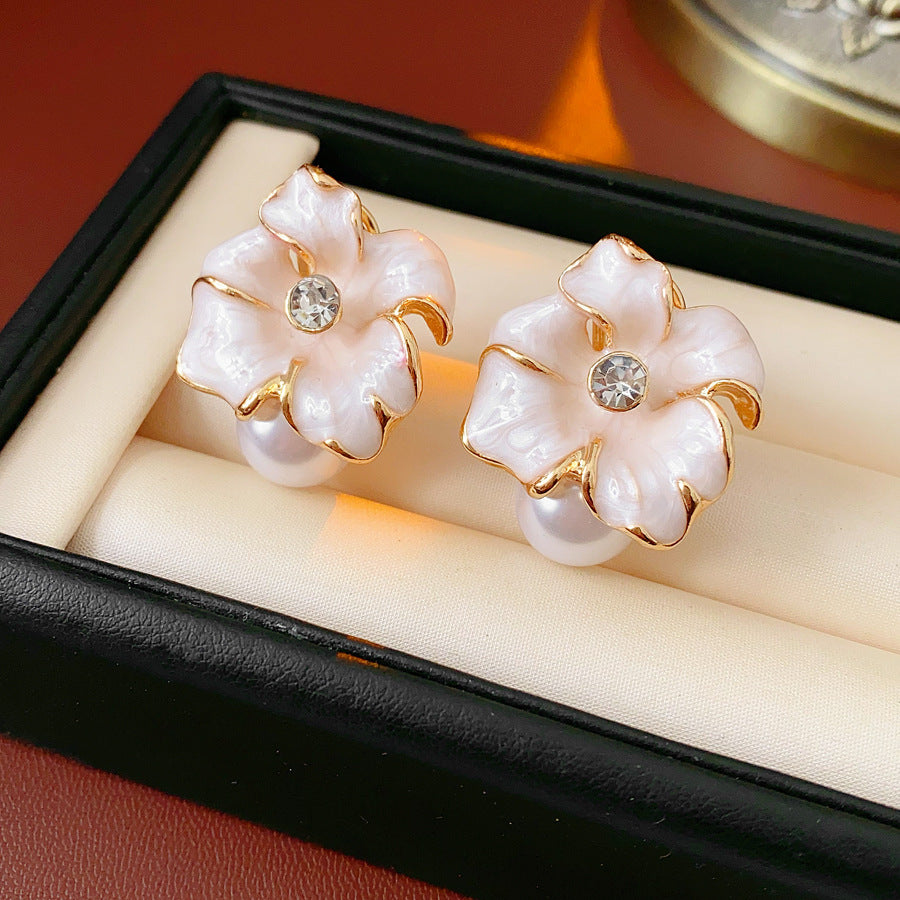 Baroque Luxe Earrings – Exaggerated Vintage Drop & Pearl Styles by Glazenya