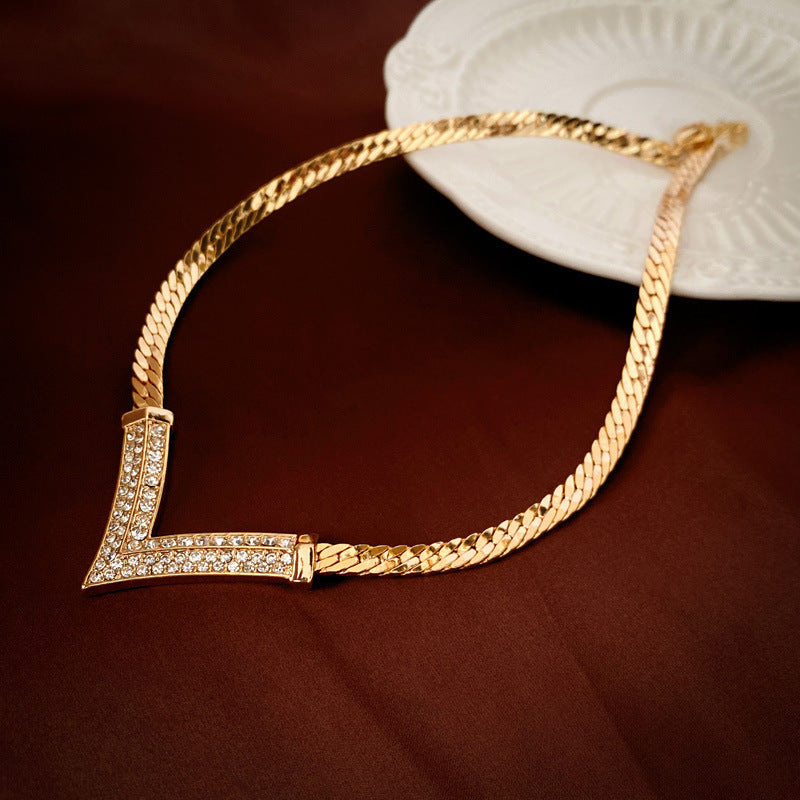 Medieval Luxe Statement Necklace – Vintage Geometric Series