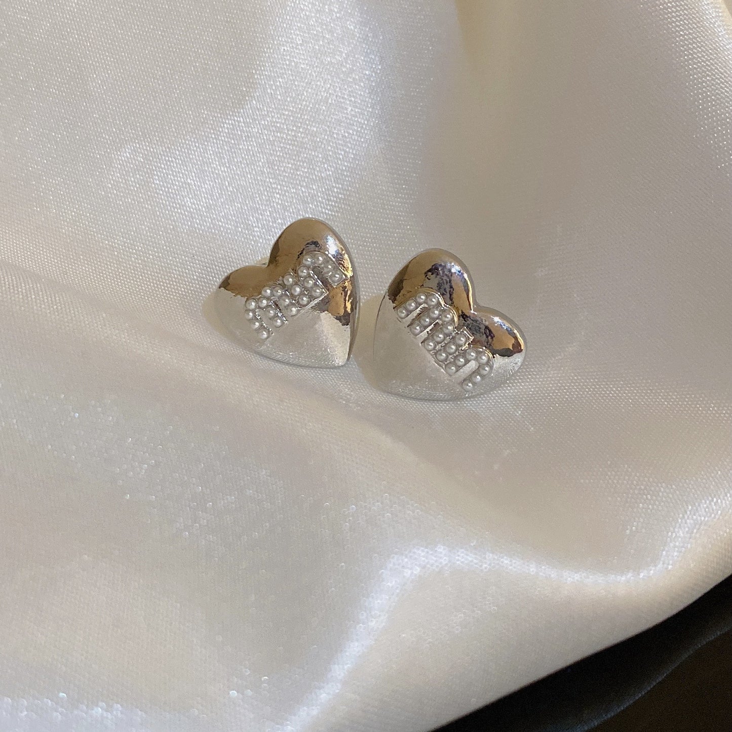 Vintage Oval Tassel Earrings Collection – Light Luxury Court Style