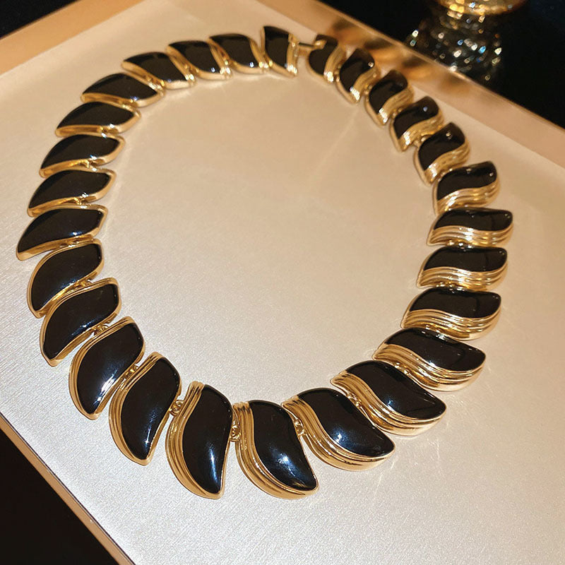 Medieval Luxe Statement Necklace – Vintage Geometric Series