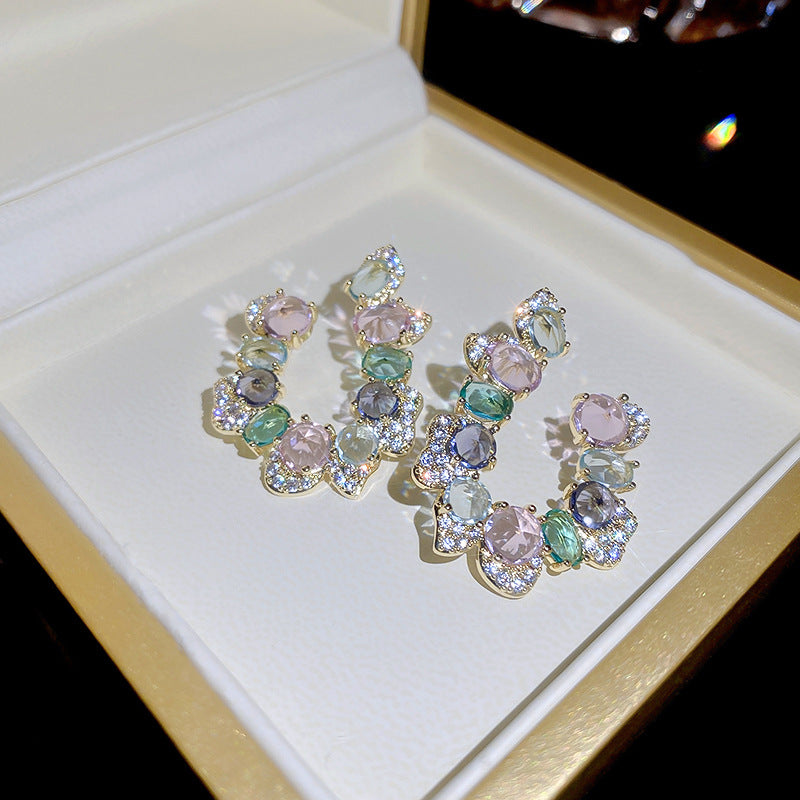 Exaggerated U-Shape Zircon Earrings with silver needle and sparkling zircon – light luxury statement jewelry
