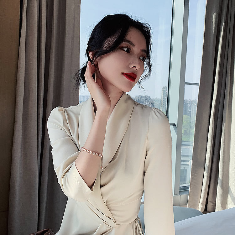 Baroque freshwater pearl bracelet with crystal accents in Korean chic style