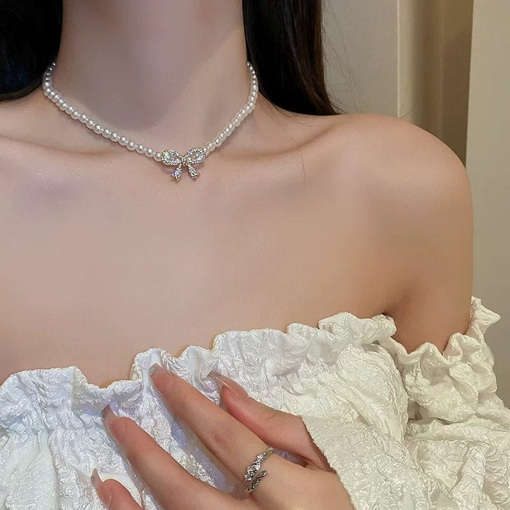 Pearl Necklace Collection – Vintage, Minimalist & Chic Choker Styles