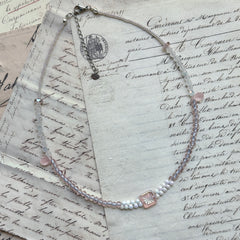 Collar de cristal ruborizado 