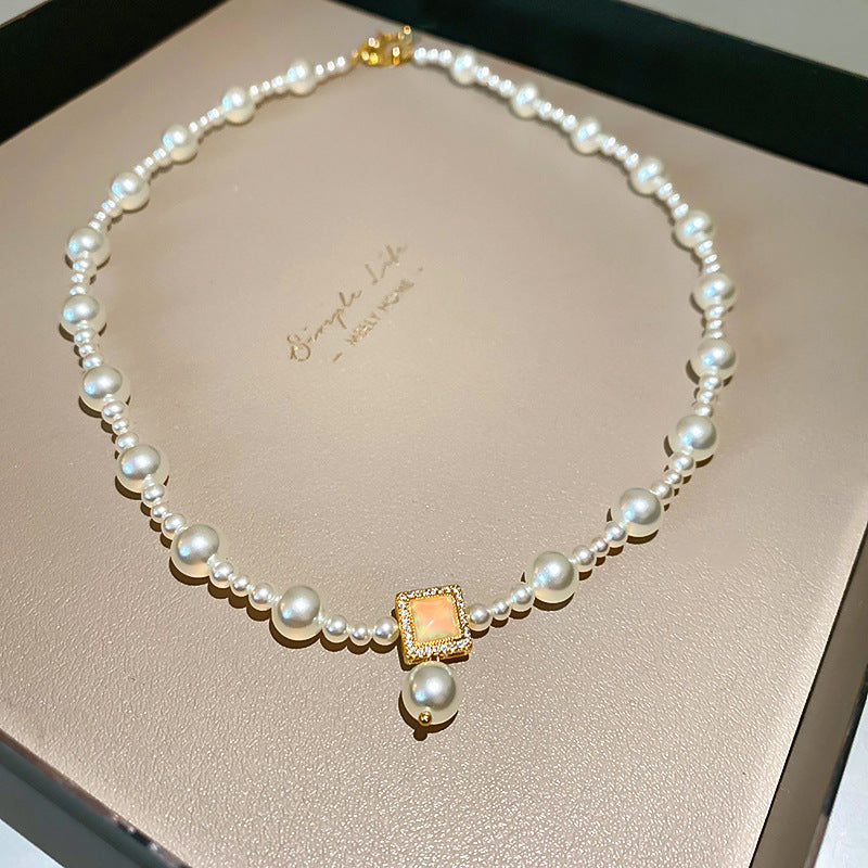 Pearl Necklace Collection – Vintage, Minimalist & Chic Choker Styles
