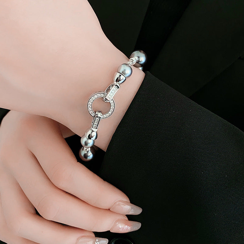 Noir Halo Link Pearl Bracelet with grey pearls and pavé halo clasp – Glazenya