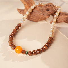 Dual-strand natural stone bracelet with amber centerpiece and shell beads in warm brown and beige tones – Glazenya light luxury jewelry