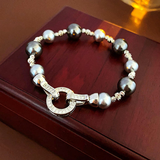 Noir Halo Link Pearl Bracelet with grey pearls and pavé halo clasp – Glazenya