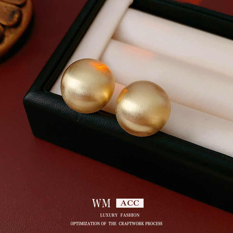 Vintage Pearl Stud Earrings Series – Courtly Chic Light Luxury