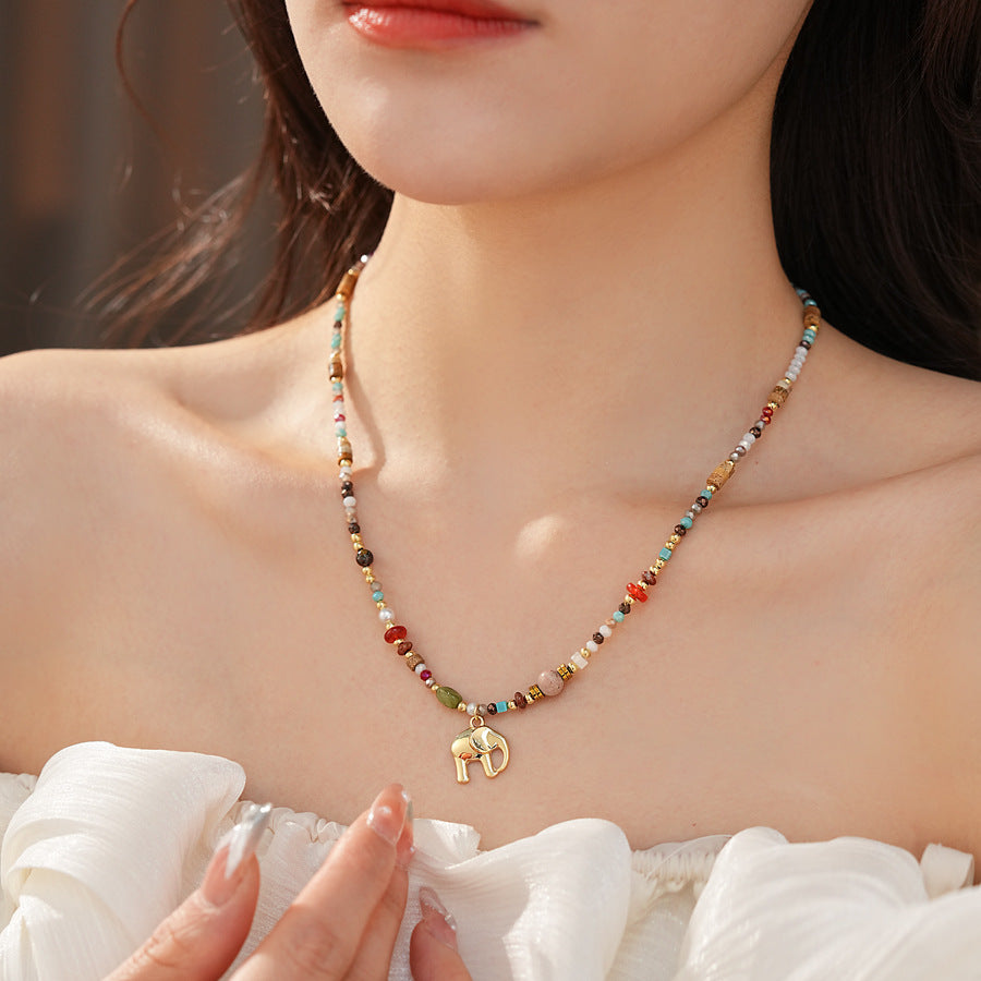 Elephant charm colorful glass bead necklace – vintage ethnic collarbone chain light luxury women’s jewelry