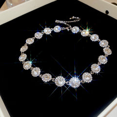 Gothic Revival Vintage Necklace – Exaggerated European Light Luxury
