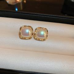 Mermaid Pearl Earring Collection – light luxury chic earrings with pearls, zircon, rhinestones, and 925 silver pins
