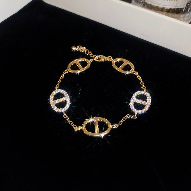 Chic Vintage Bracelet Series – Light Luxury Everyday Elegance