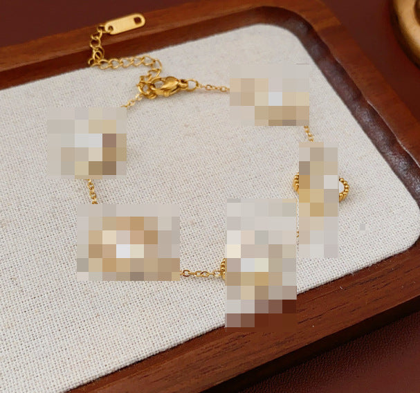 Clair de Fleur Clover Bracelet Collection