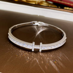 Crystal Bloom Vintage Bracelet Series – Elegant Retro Style