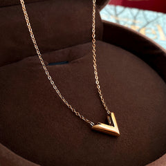 Versatile Minimalist Titanium Steel Pearl Pendant Necklace