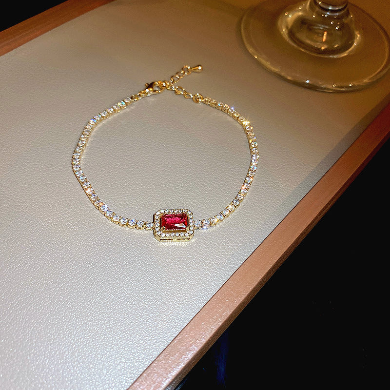 Gold-Plated Emerald Crystal Bracelet Collection – Chic & Light Luxury Designs