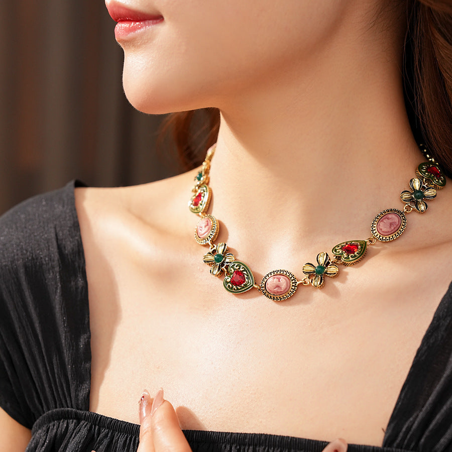 Royal Garden Cameo Set