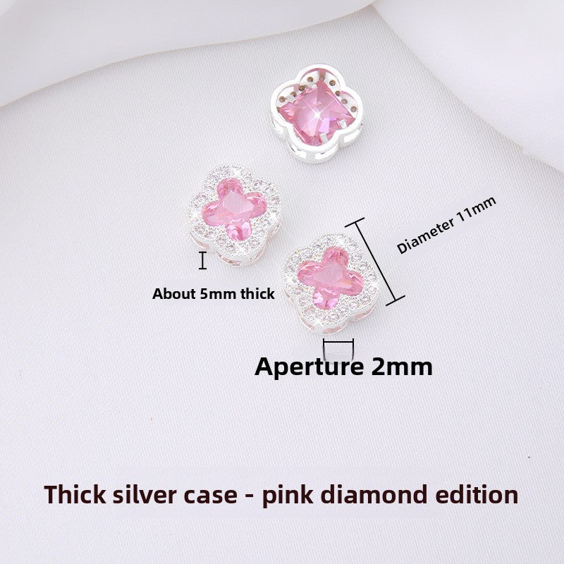 Luxe Quatrefoil spacer bead with pavé zircon halo (Ø11 mm, 2 mm hole).