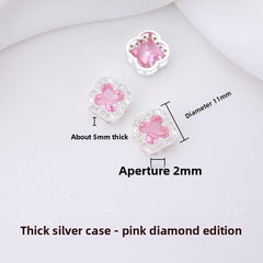 Luxe Quatrefoil spacer bead with pavé zircon halo (Ø11 mm, 2 mm hole).