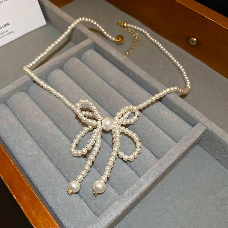 Pearl Necklace Collection – Vintage, Minimalist & Chic Choker Styles