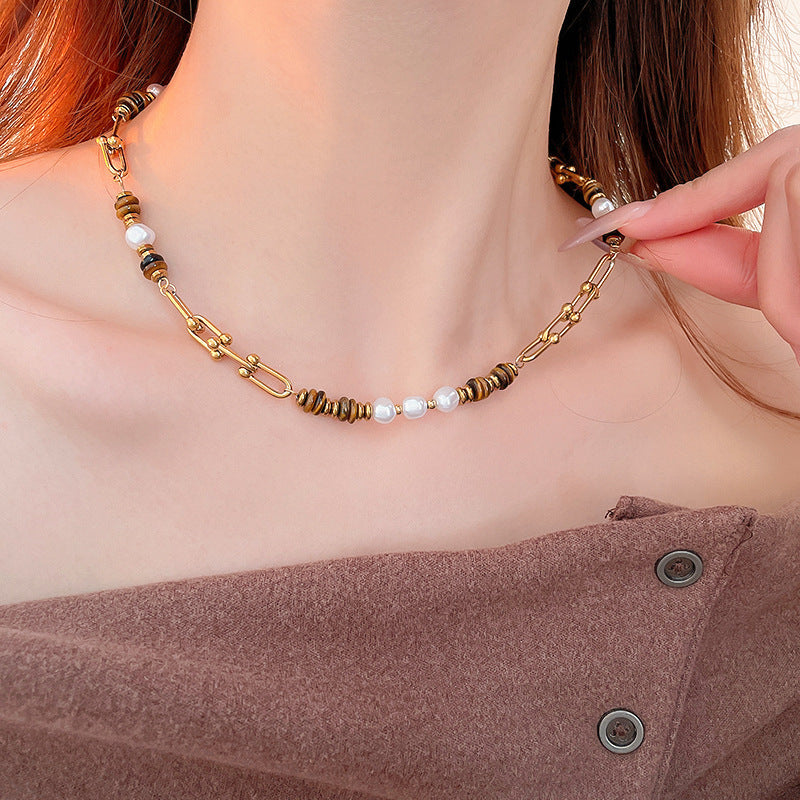Aurora Gold Collarbone Necklace
