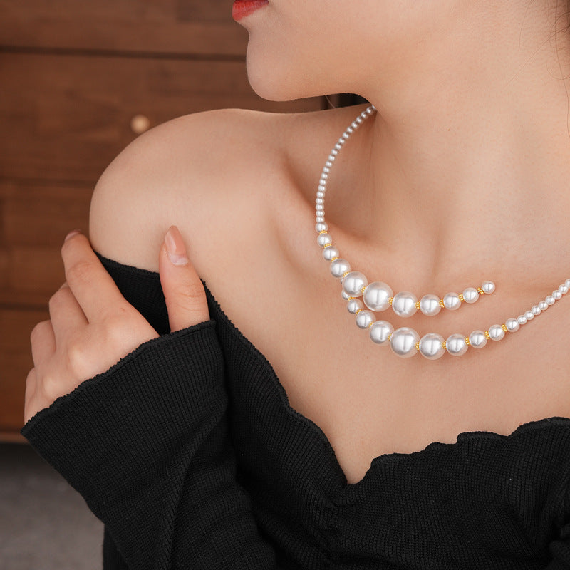 Irregular Cross Pearl Choker – French Light Luxury Fashion Necklace for Women