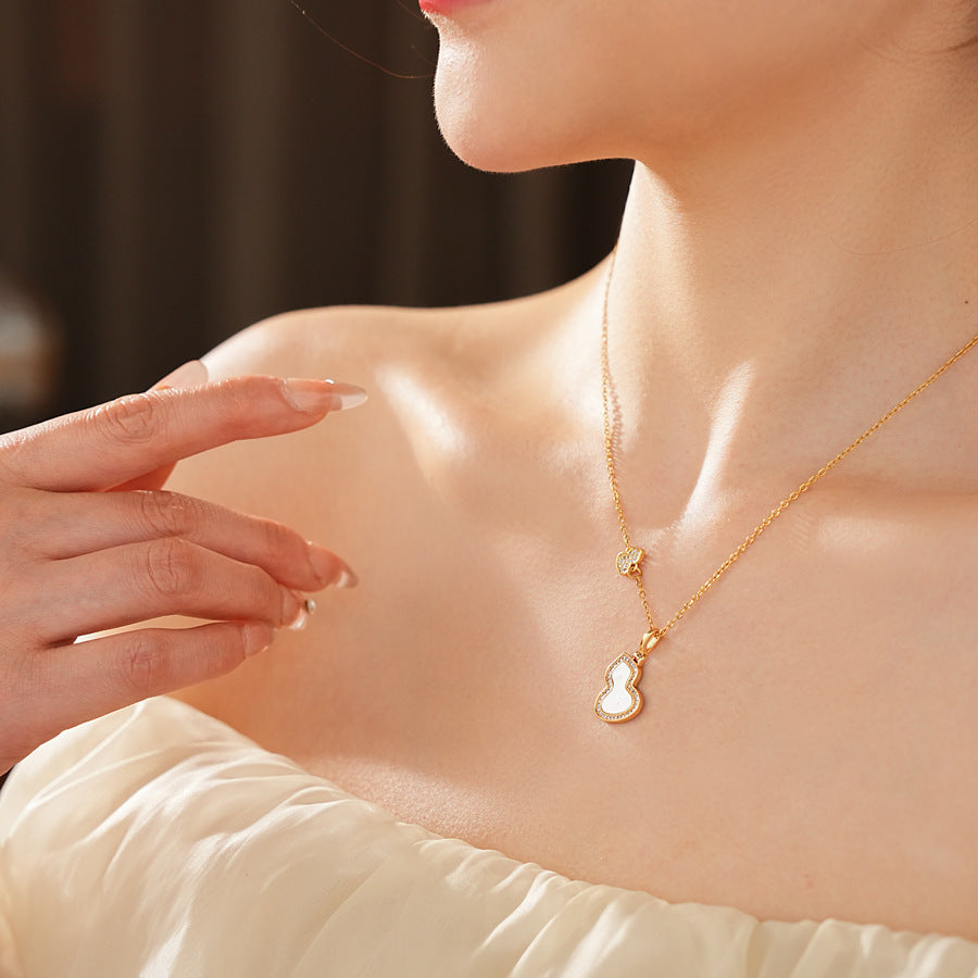 Glazenya Luck Charm Gourd Pendant Necklace — titanium steel stainless steel Chinese retro collarbone chain, light luxury jewelry symbolizing fortune