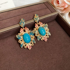 Baroque Luxe Earrings – Exaggerated Vintage Drop & Pearl Styles by Glazenya

