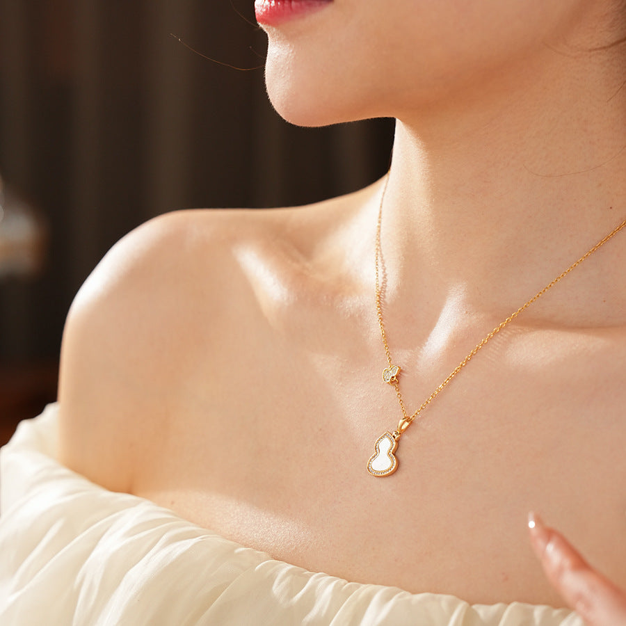 Glazenya Luck Charm Gourd Pendant Necklace — titanium steel stainless steel Chinese retro collarbone chain, light luxury jewelry symbolizing fortune
