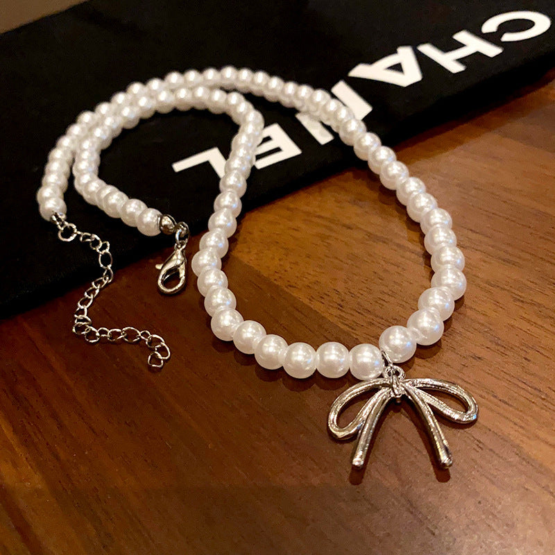 Pearl Necklace Collection – Vintage, Minimalist & Chic Choker Styles