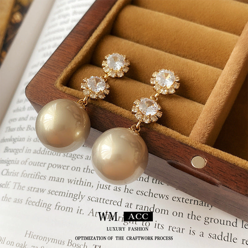 Vintage Pearl Stud Earrings Series – Courtly Chic Light Luxury