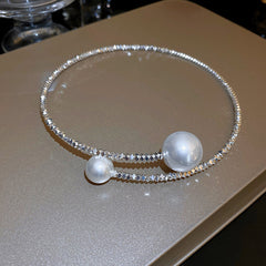 Glazenya Irregular Cross Pearl Choker — close-up of cross motif and pearls