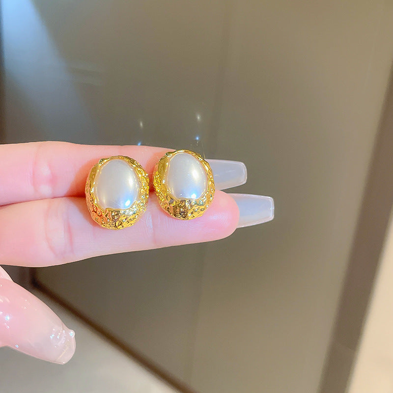 Vintage Pearl Stud Earrings Series – Courtly Chic Light Luxury