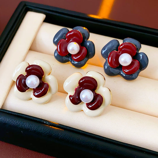 Floral enamel stud earrings with pearl center, white and red petals, 2 cm, silver-tone posts