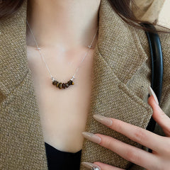 Aurora Gold Collarbone Necklace
