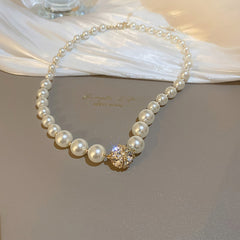 Pearl Necklace Collection – Vintage, Minimalist & Chic Choker Styles