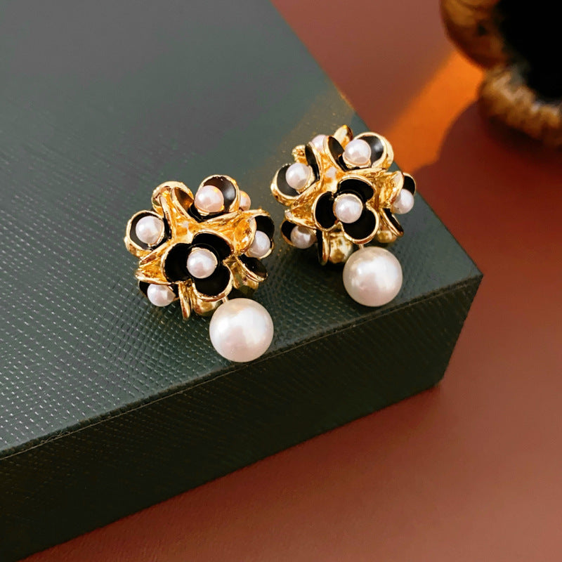 Vintage Pearl Stud Earrings Series – Courtly Chic Light Luxury