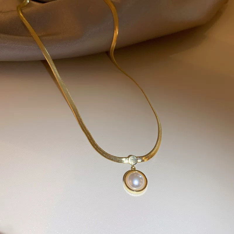 Versatile Minimalist Titanium Steel Pearl Pendant Necklace
