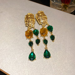 Baroque Luxe Earrings Collection – Exaggerated Vintage Drop & Pearl Styles