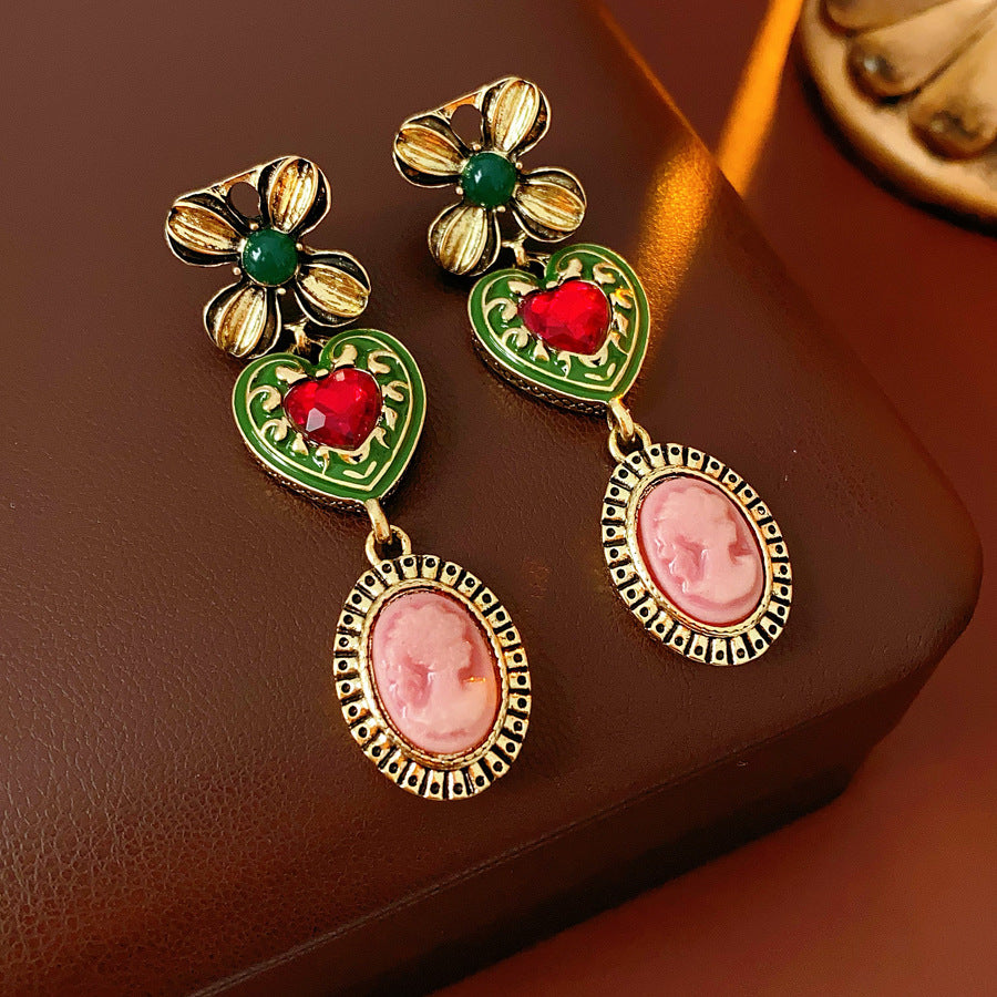 Royal Garden Cameo Set