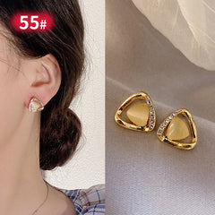 Vintage Oval Tassel Earrings Collection – Light Luxury Court Style