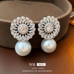 Vintage Pearl Stud Earrings Series – Courtly Chic Light Luxury