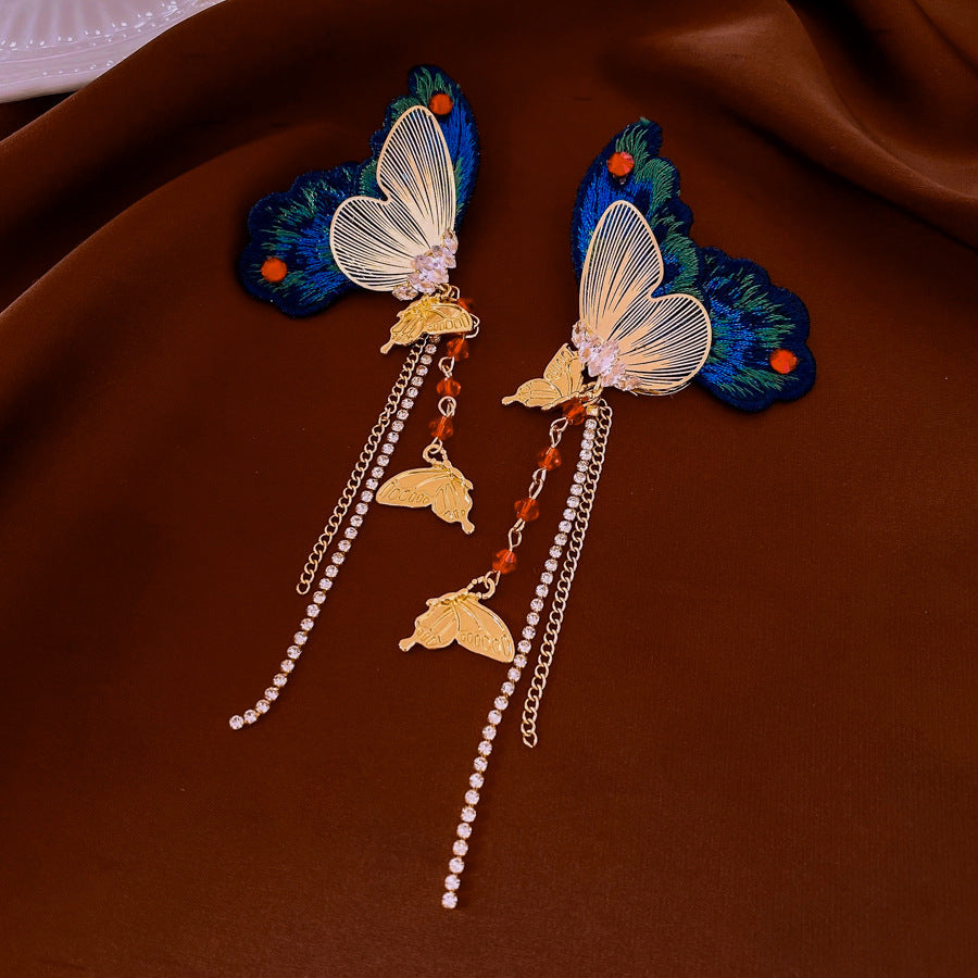 Vintage Butterfly & Heart Collection – handmade embroidery earrings, rings, and necklaces with butterfly and heart motifs in light luxury retro chic style
