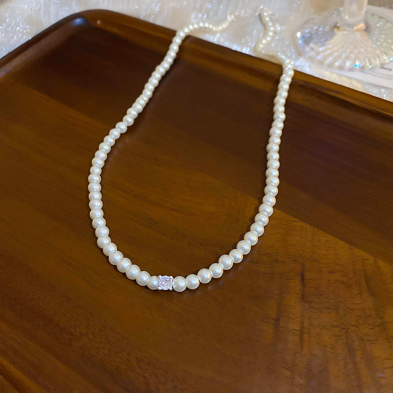 Pearl Necklace Collection – Vintage, Minimalist & Chic Choker Styles
