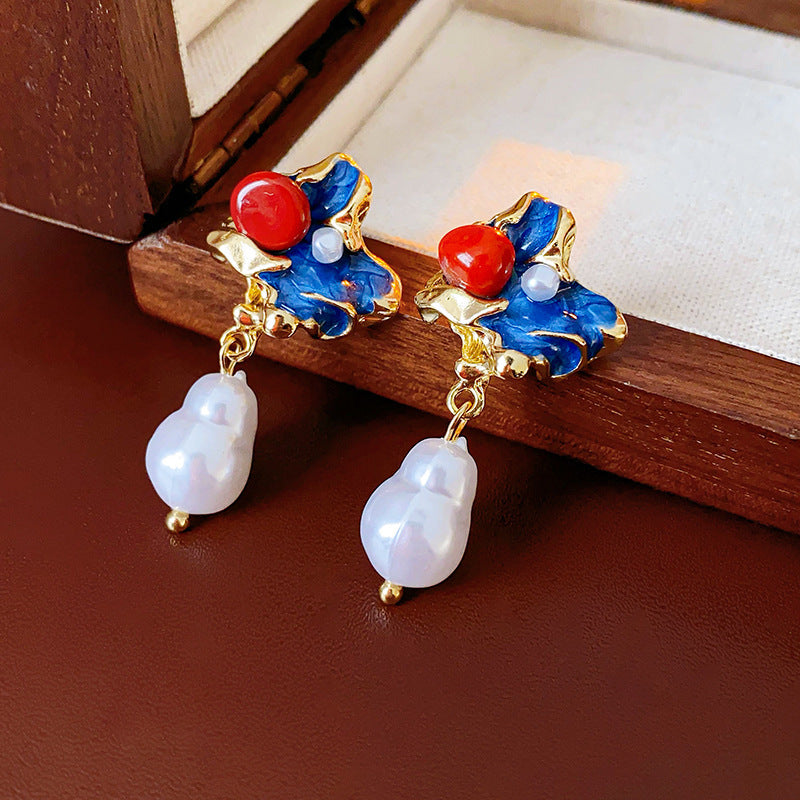 Vintage Pearl Stud Earrings Series with silver pins and baroque pearl courtly chic designs – light luxury retro jewelry
