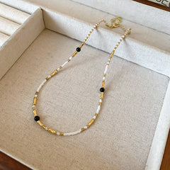 Gothic Revival Vintage Necklace – Exaggerated European Light Luxury