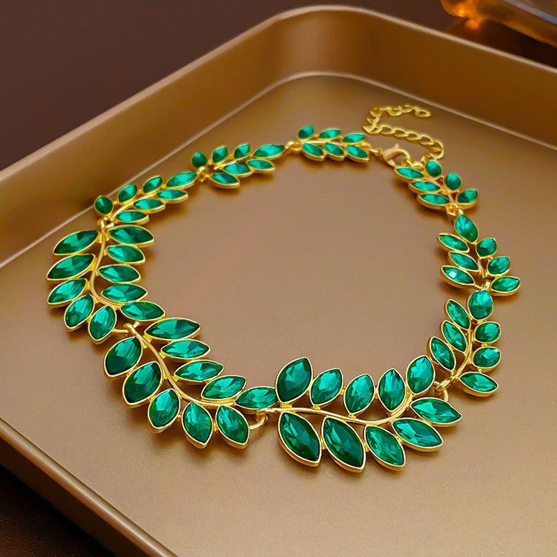 Medieval Luxe Statement Necklace – Vintage Geometric Series