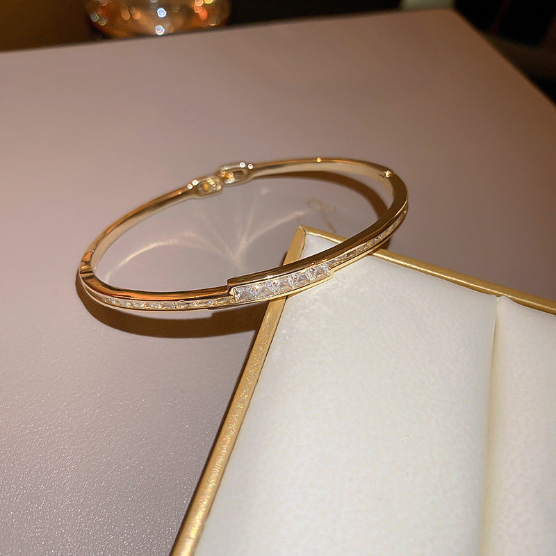 Dazzling Zircon Letter Bangle with copper base and zircon inlay – trendy cold chic jewelry
